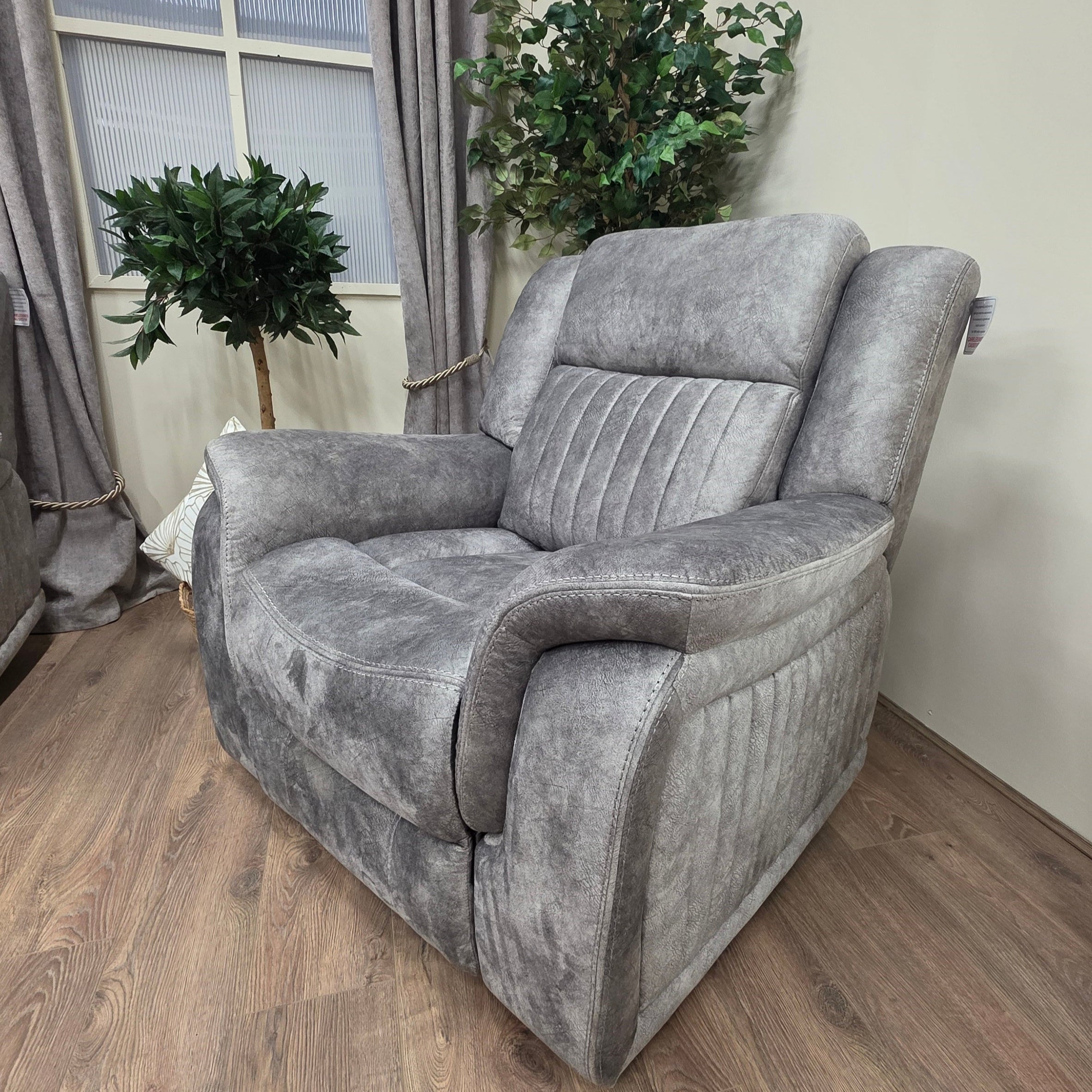 The Washington Electric 3+2+1 Recliner Sofa Set